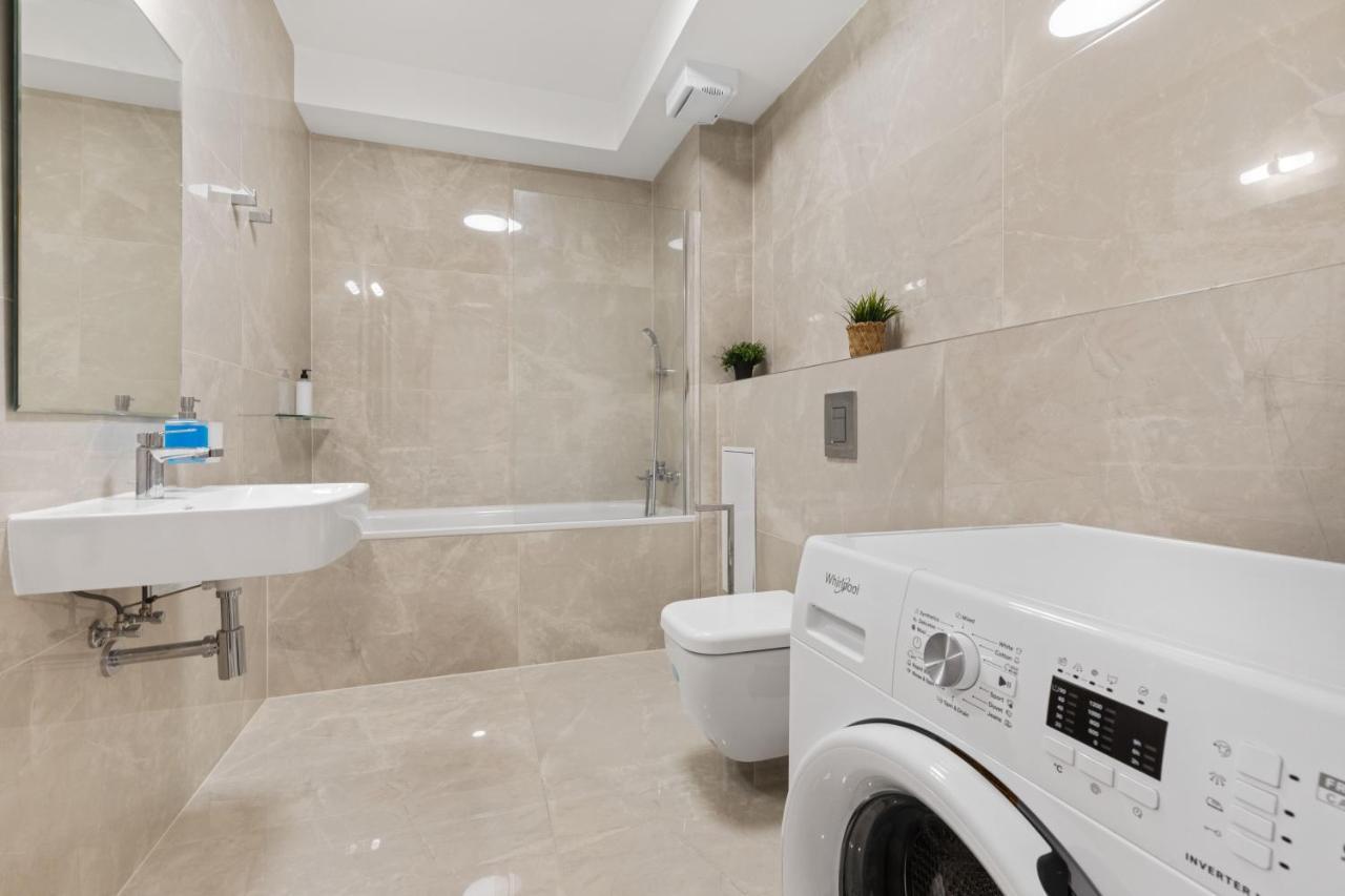 Apartmán Lam Jegeho Alej - Jacuzzi - Free Parking Bratislava Exteriér fotografie